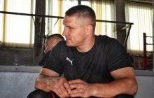 Ломаченко - Лопес: відомий український боксер спрогнозував, як завершиться бій