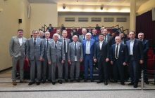 На честь річниці гучних перемог: Зеленський вручив нагороди ветеранам Динамо (фото)
