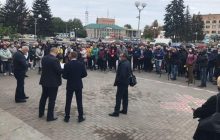 У Смілі на Черкащині мітингують проти карантинних обмежень "червоної" зони (фото)