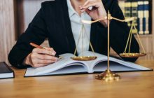 З Днем адвоката 2021: найкрасивіші вітання та картинки