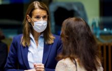 Хвору на коронавірус главу МЗС Бельгії під’єднали до апарату штучного дихання