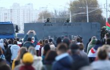 Протести в Білорусі: кількість затриманих збільшується, студенти й робітники мітингують (оновлено)