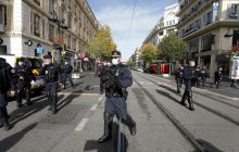 Дістав величезний ніж: у Франції затримали чоловіка, який міг готувати новий вуличний напад