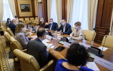 Yermak, G7 ambassadors meet to discuss Constitutional Court's notorious decision on e-declarations