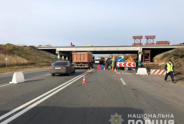 Резонансна ДТП у Харкові: 19-річного водія позашляховика затримали (відео)