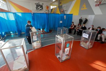 Зеленский назвал условие проведения выборов в Украине