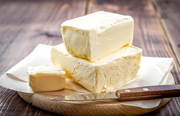 Как размягчить масло: 5 способов сделать это быстро