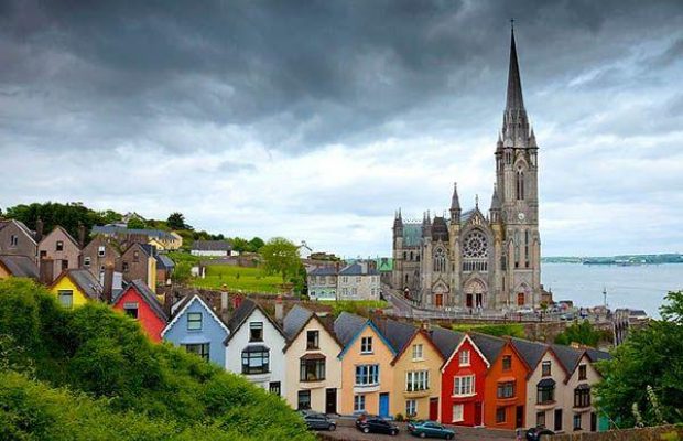 Ірландія за крок до локдауну: жителям країни заборонили ходити в гості