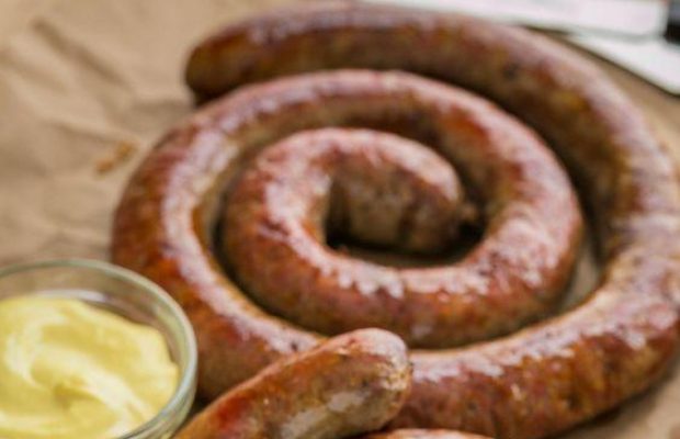Домашняя колбаса: простые рецепты аппетитного мясного блюда