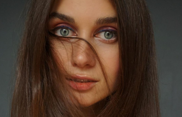 На підборах "вперше за сторіччя": співачка Jerry Heil відсвяткувала 25-річчя (фото)