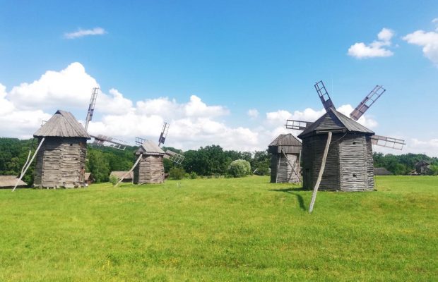 У Києві 22-24 серпня пройде фестиваль "Мандруй Україною", який збере туристичні магніти з усіх областей