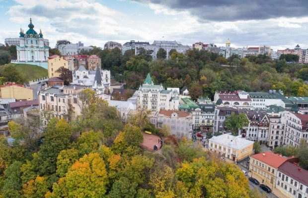 Названо найдорожчі для проживання міста світу: Київ помітно подешевшав
