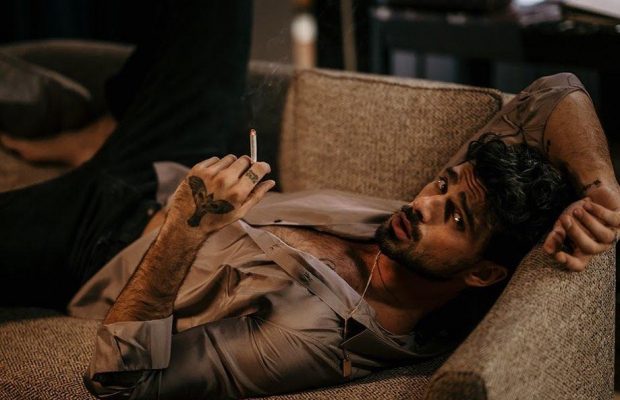 "Мені потрібно небагато": зірка еротичного фільму "365 днів" розбурхав фанаток