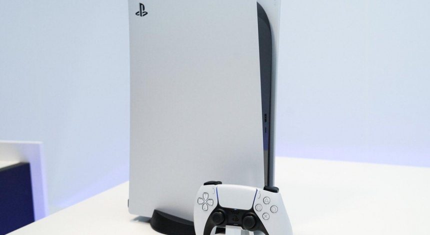 У Канаді троє грабіжників побилися з продавцем за PlayStation 5