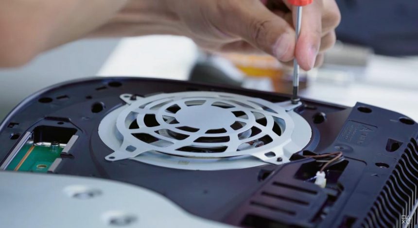 Охолодження рідким металом і пиловловлювачі – Sony повністю розібрала PlayStation 5 (відео)