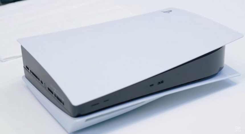 В Британії грабіжники вкрали PlayStation 5 з вантажівки, що рухалася дорогою (фото)