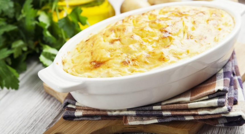 Мясная запеканка с яйцом: рецепт от шеф-повара Евгения Клопотенко