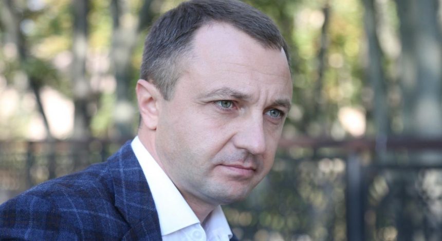 Омбудсмен пригрозив Харківським депутатам, які ігнорують українську мову, позбавленням мандатів