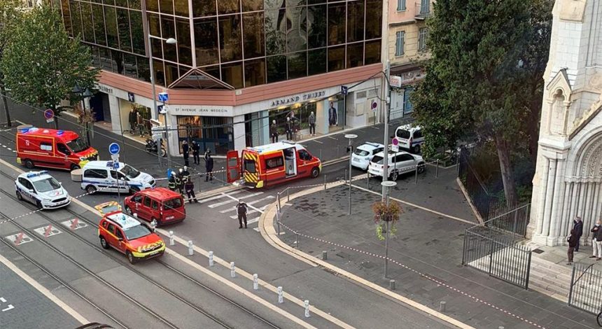 Woman beheaded in knife attack at French church (Photo, video)