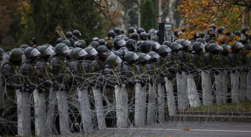 Belarus shutting down border to foreigners from Nov 1