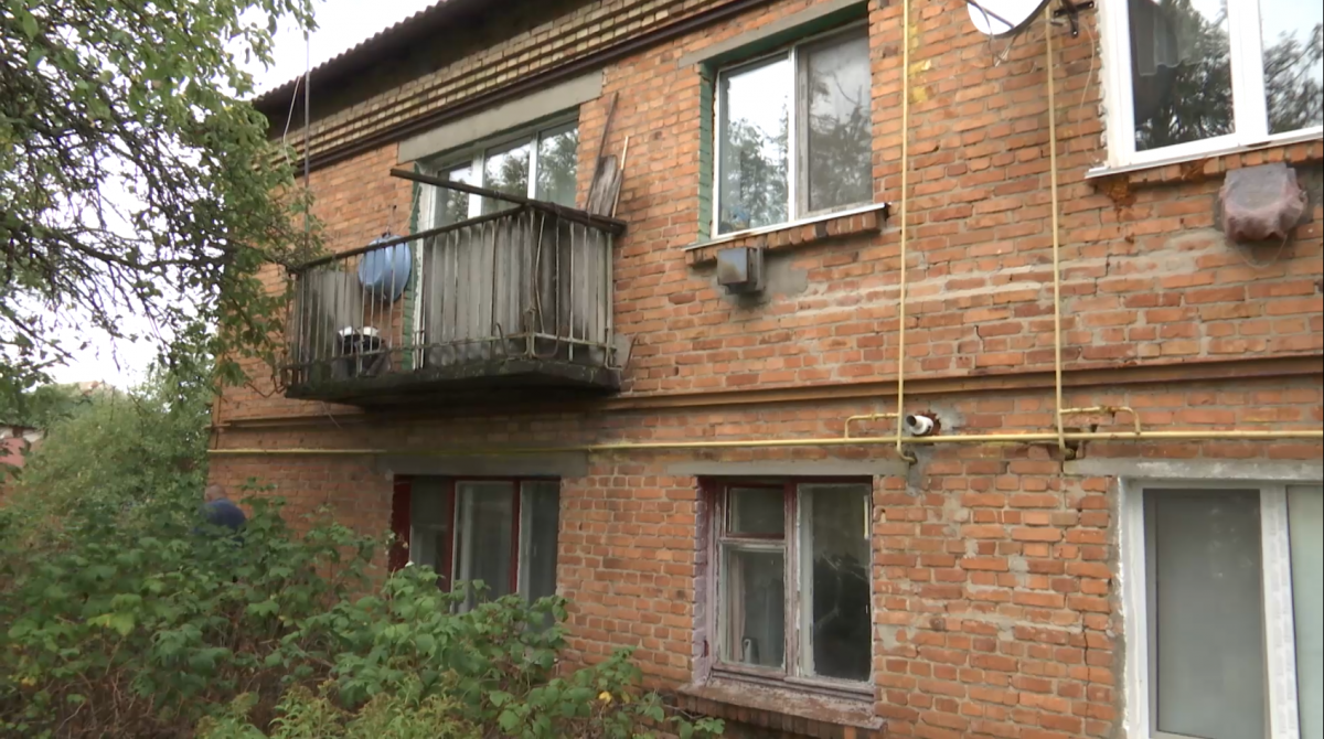 В українських містах - тисячі аварійних будинків