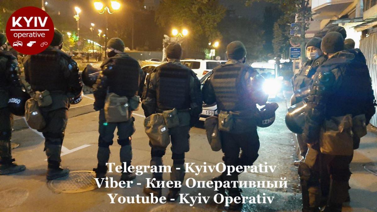 Ситуація на Грушевського / Киев Оперативный Facebook Ситуація на Грушевського / Киев Оперативный Facebook