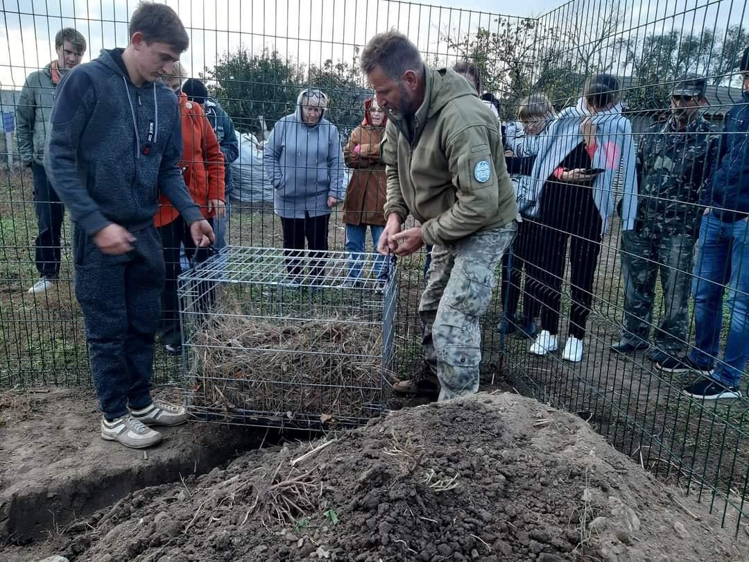 В Одессе выходили барсука, застрявшего в сентябре в оросительной системе (фото) В Одессе выходили барсука, застрявшего в сентябре в оросительной системе (фото)