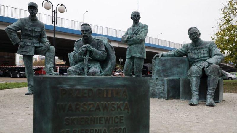 Пам'ятник нагадує про міжнародну підтримку Польщі у протистоянні більшовизму в 1920 році / фото Министерство культуры Польши Пам'ятник нагадує про міжнародну підтримку Польщі у протистоянні більшовизму в 1920 році / фото Министерство культуры Польши