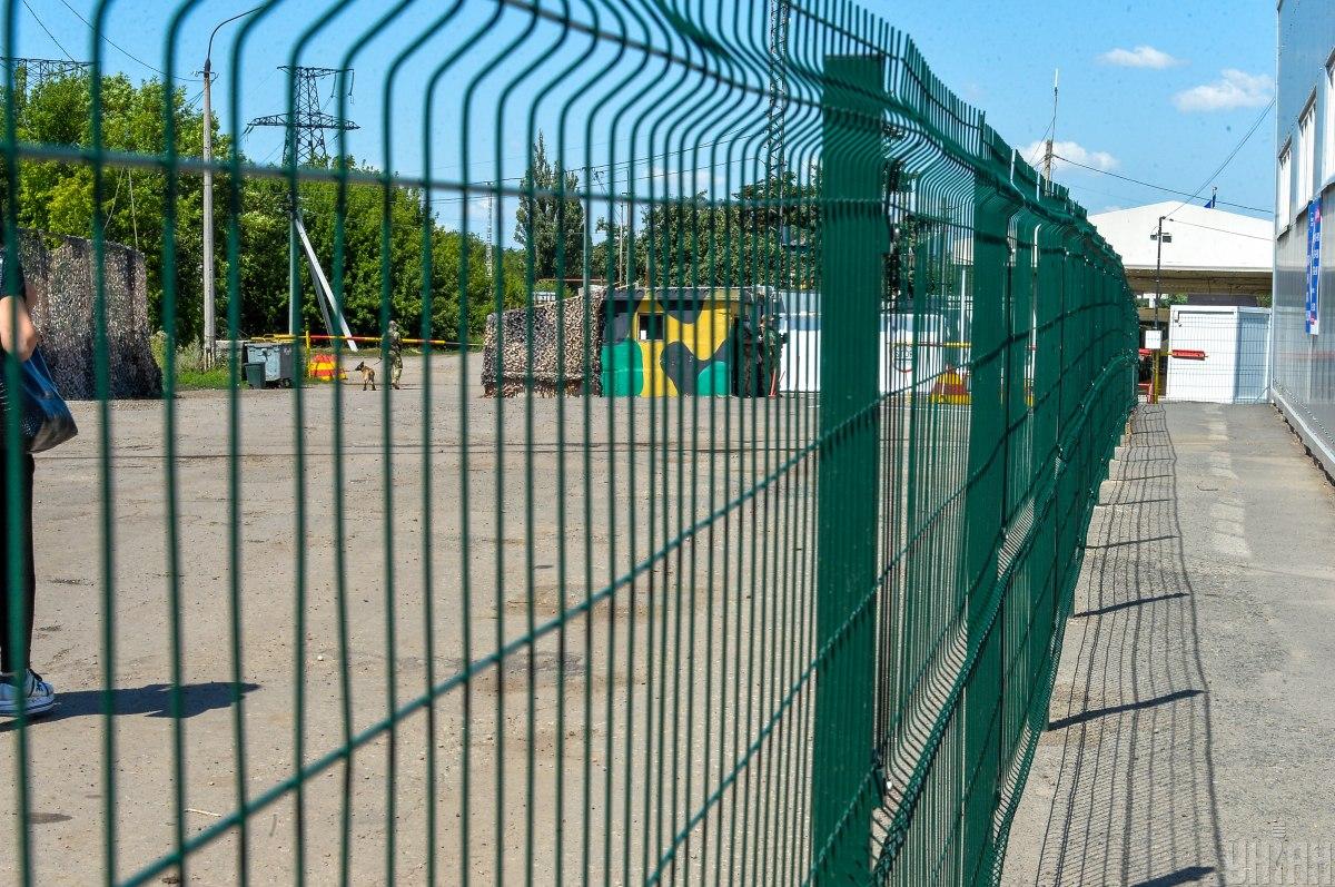 На КПВВ на Донбасі можуть створити "зелені коридори" / фото УНІАН, Андрій Кримський На КПВВ на Донбасі можуть створити "зелені коридори" / фото УНІАН, Андрій Кримський