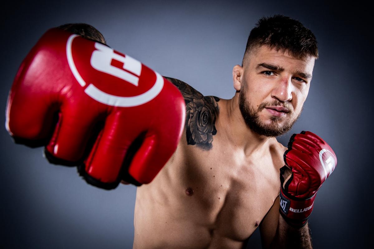 Украинец Амосов хочет провести бой в Белом доме Украинец Амосов хочет провести бой в Белом доме