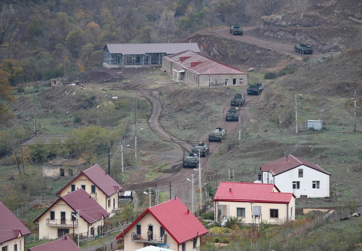 Непризнанная республика "Нагорный Карабах" прекращает свое существование с 1 января / фото REUTERS Непризнанная республика "Нагорный Карабах" прекращает свое существование с 1 января / фото REUTERS