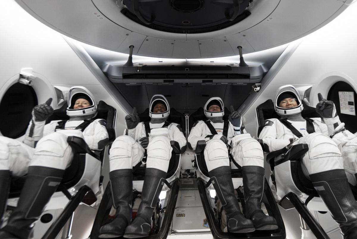 Екіпаж космічного корабля Crew Dragon / фото twitter.com/SpaceX Екіпаж космічного корабля Crew Dragon / фото twitter.com/SpaceX
