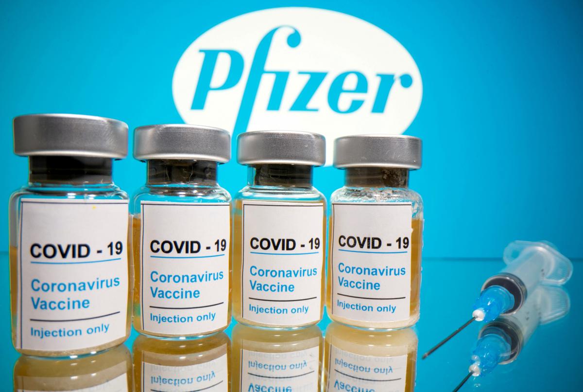 Швейцария утвердила вакцину Pfizer/BioNTech / фото REUTERS