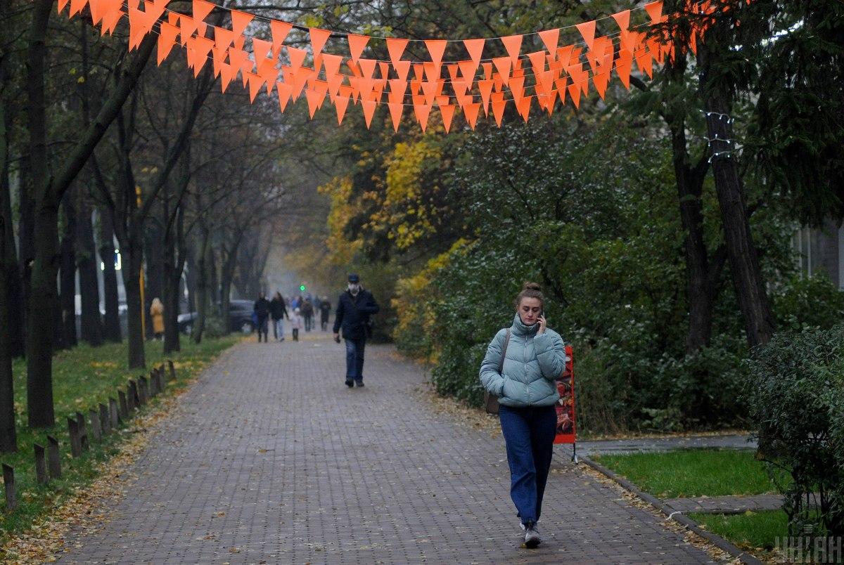 6 октября в Киеве будет довольно прохладно / фото УНИАН 6 октября в Киеве будет довольно прохладно / фото УНИАН