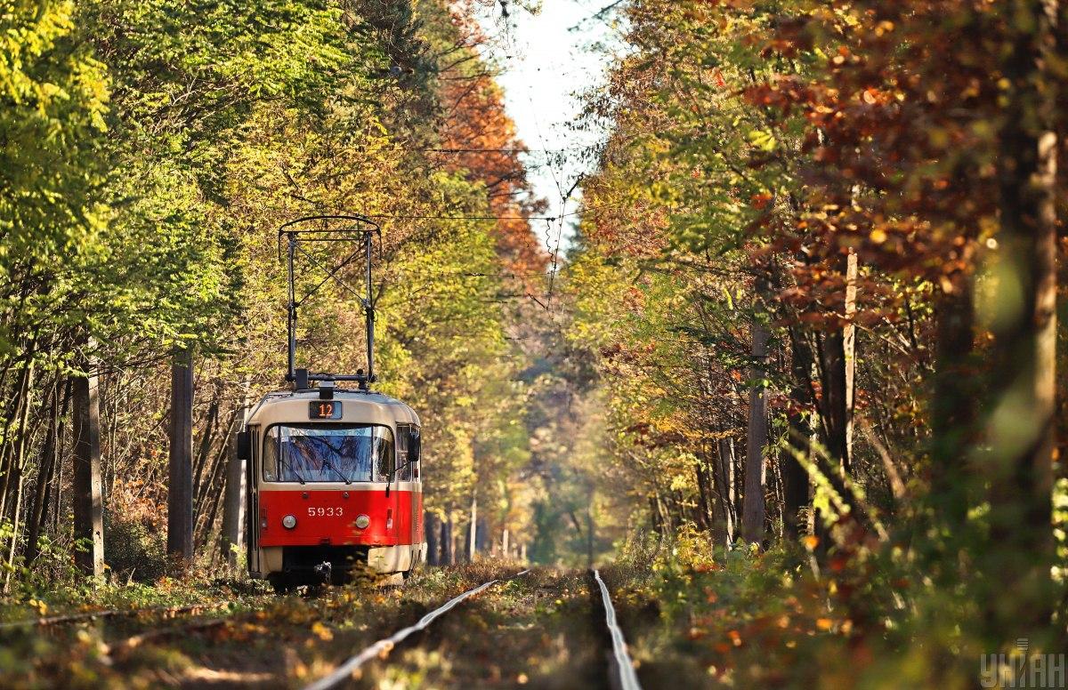 27 вересня у Києві буде комфортне тепло / фото УНІАН 27 вересня у Києві буде комфортне тепло / фото УНІАН