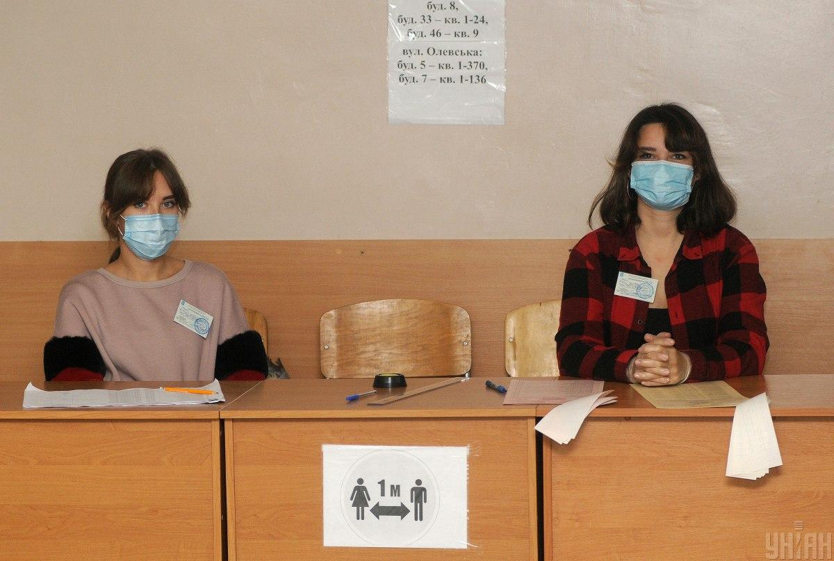 Явка на виборах мерів 11 міст становить 22,5% / фото УНІАН, Олексій Іванов Явка на виборах мерів 11 міст становить 22,5% / фото УНІАН, Олексій Іванов