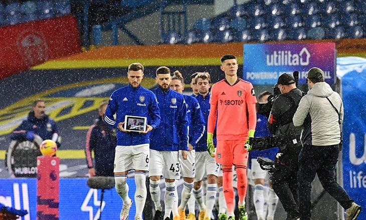 Лідс підтримав фаната, який хворий на рак / фото twitter.com/lufc Лідс підтримав фаната, який хворий на рак / фото twitter.com/lufc