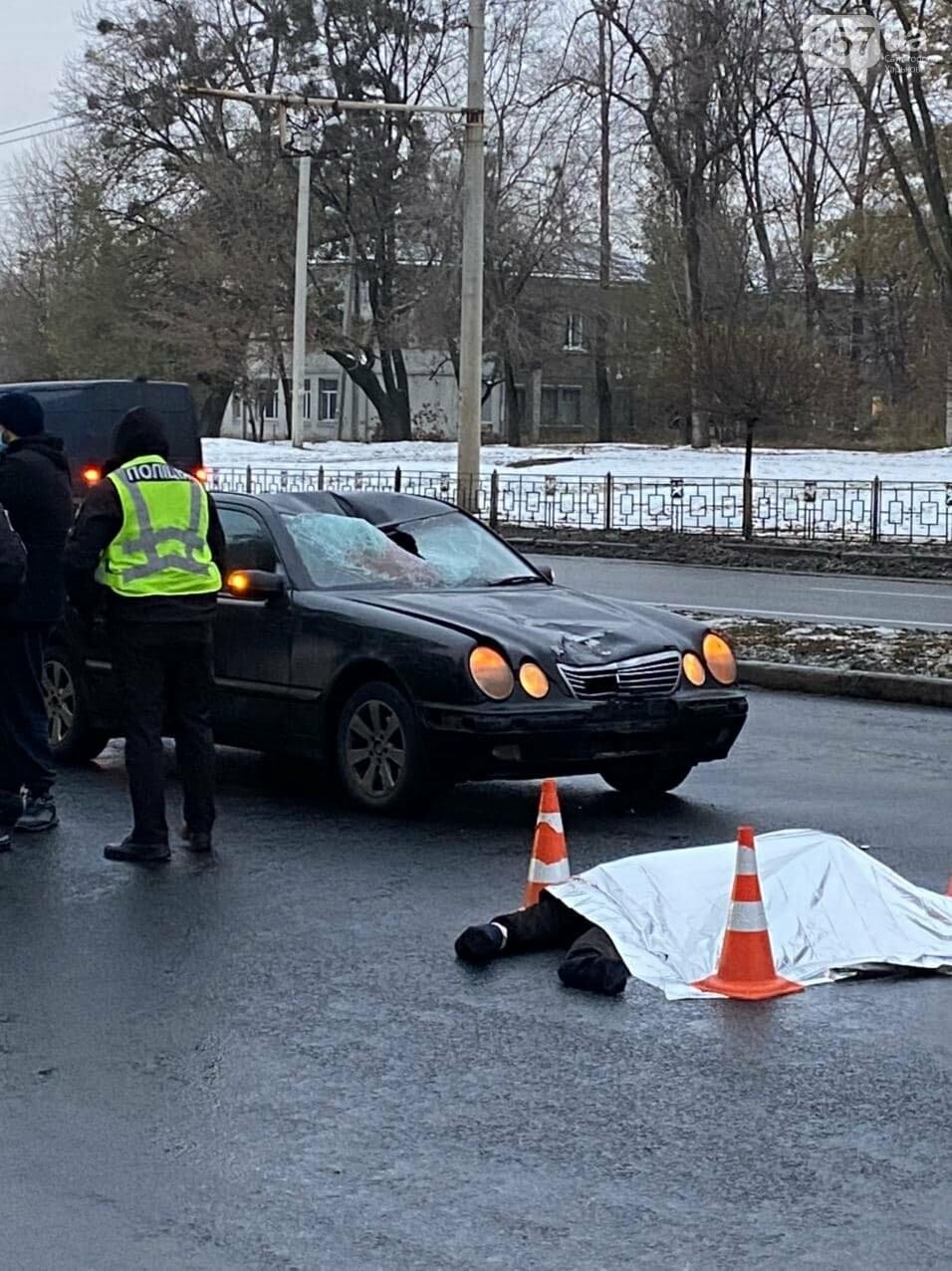 Чоловік загинув на місці ДТП / фото 057.ua Чоловік загинув на місці ДТП / фото 057.ua