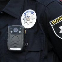 В Черновцах полицейские взяли под охрану избирательные участки