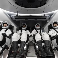 NASA и SpaceX запустили первый регулярный маршрут на МКС (видео)