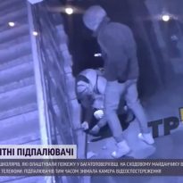 В Харькове подростки подожгли дом ради развлечения, жителей пришлось эвакуировать (видео)