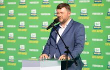 «Слуга народу» набирає найвищий відсоток підтримки в ради всіх рівнів: результати паралельного підрахунку голосів