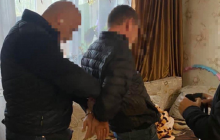 По 400 гривень за грамм: в Киеве поймали копа, торговавшего амфетамином (фото)