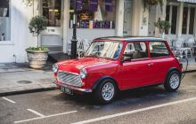 У Британії почали продавати комплекти для перетворення класичного Mini на електромобіль