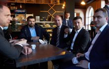 КСУ открыл производство из-за нарушения Зеленским карантина в кафе