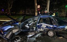 У Миколаєві Mitsubishi розірвало від зіткнення з BMW - за кермом міг бути депутат (фото)