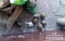 У прифронтовій Авдіївці в кінотеатрі виявили великий схрон з боєприпасами (фото)