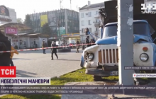 На Дніпропетровщині сміттєвоз на швидкості заїхав на тротуар, збивши дворічну дитину (відео)