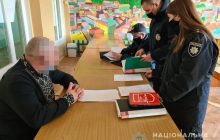 Во Львове члены УИК подписали протокол о подсчете голосов до завершения голосования