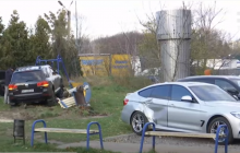 "Едва держался на ногах": ДТП на детской площадке во Львове устроил пьяный полицейский (видео)